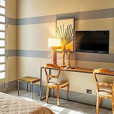 Oda ve Kahvaltı Design 4 Siraküza