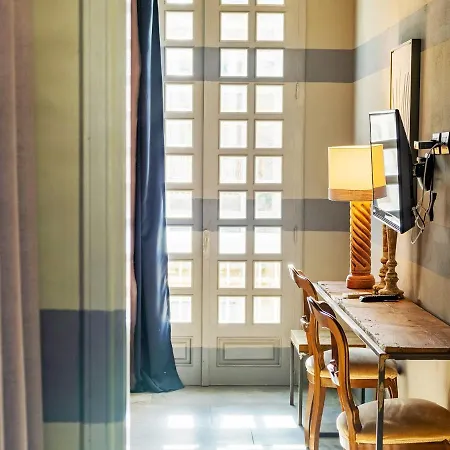 Alojamento de Acomodação e Pequeno-almoço Design 4